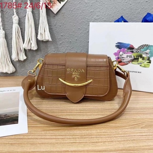 Prada Doop Bag - Picture 2 of 6